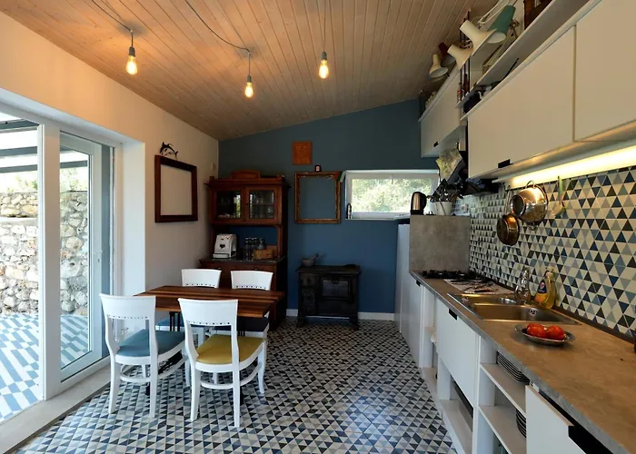 улица лазурна