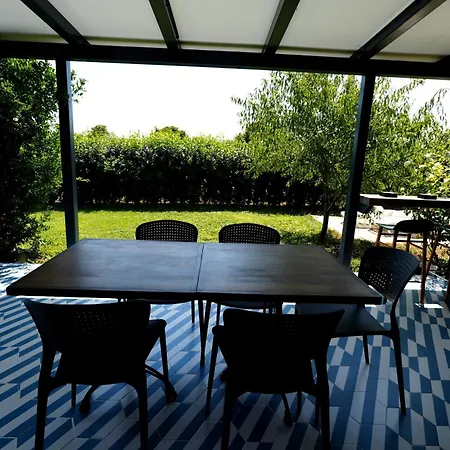 Πανσιόν улица лазурна Tyulenovo