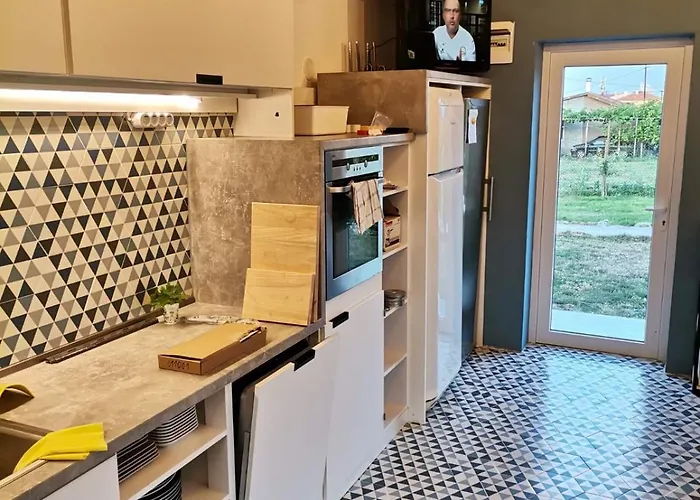 улица лазурна